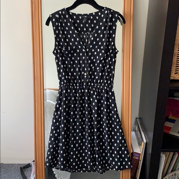 H&M Dress - Picture 1 of 3